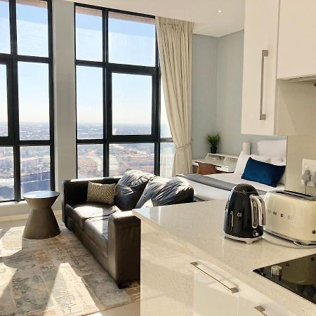 Urban Awe Apartment-Itowers 23Rd Floor Gaborone Dış mekan fotoğraf